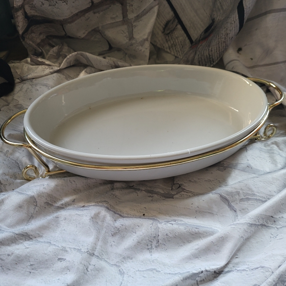 Elegant White and Gold Serveware Dish